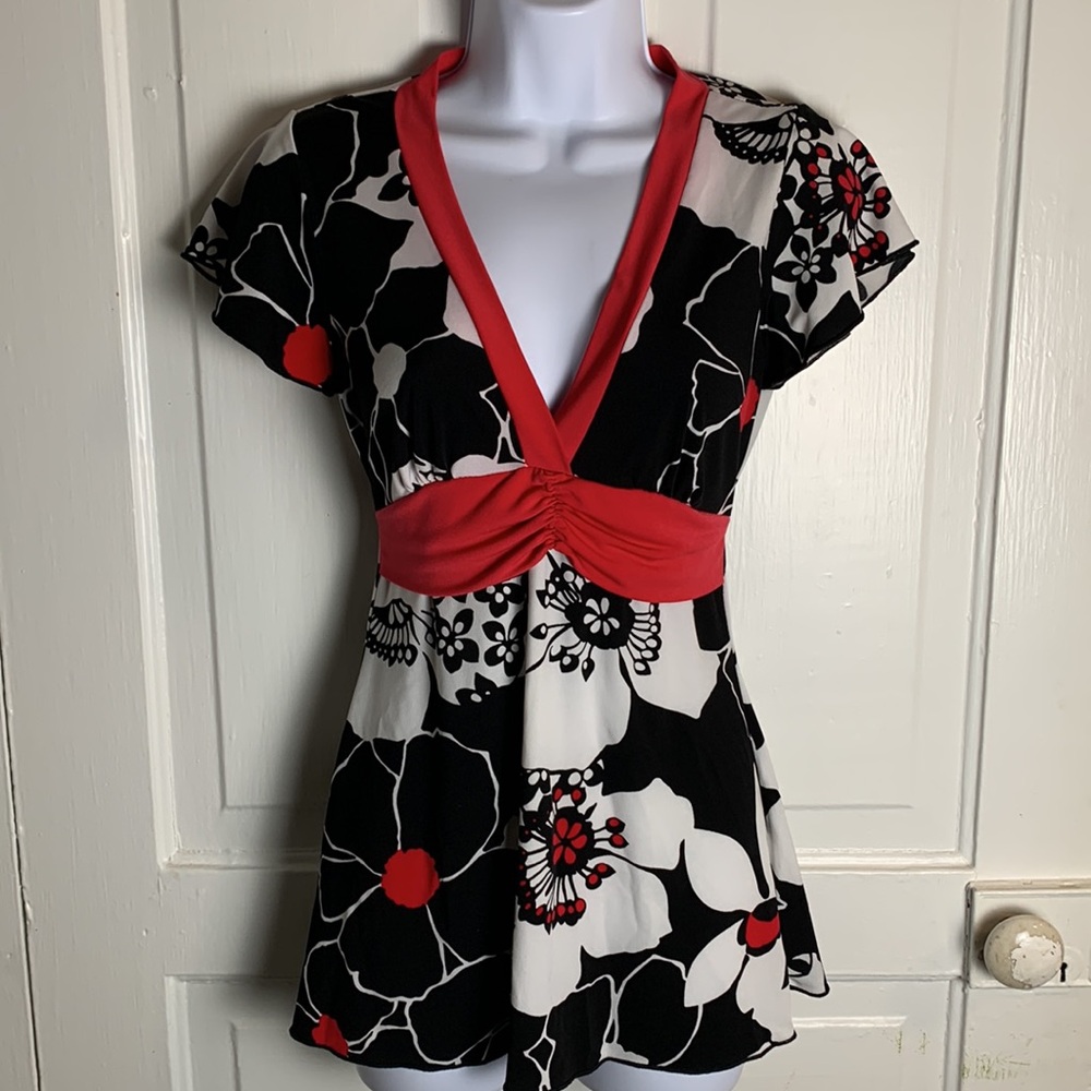 By Choice Floral Blouse Size M - Picture 3 of 9